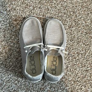 Grey Hey dude Wendy rise